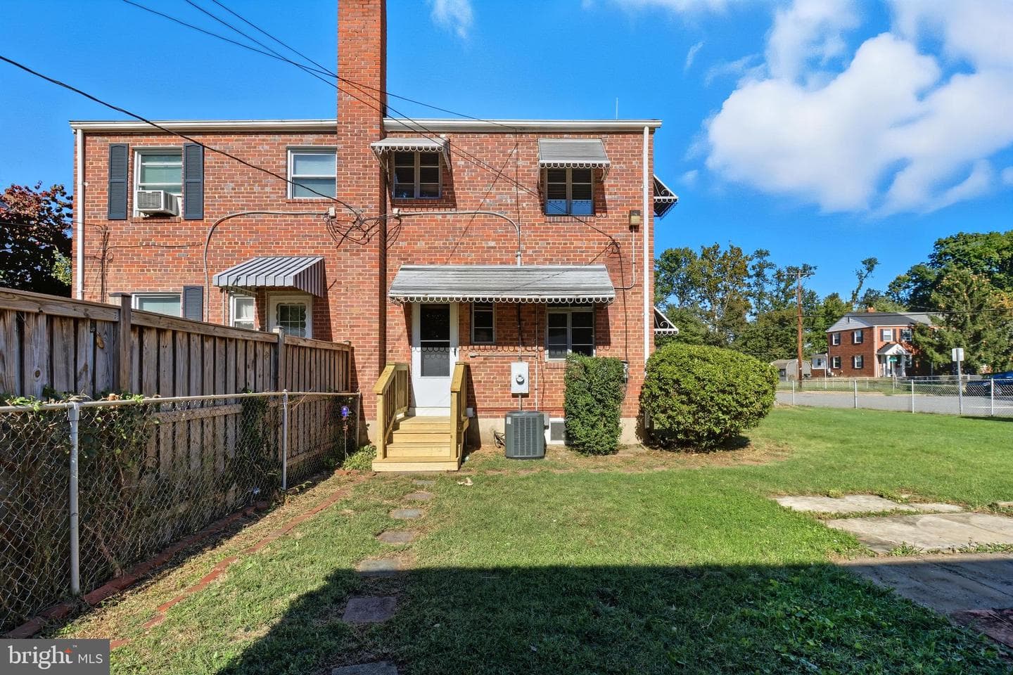 2101 Arlington Terrace photo 4