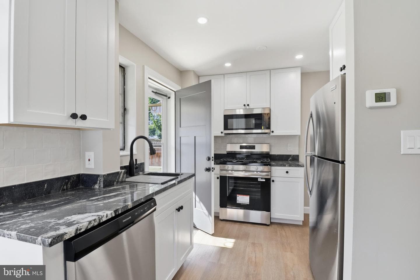 2101 Arlington Terrace photo 9