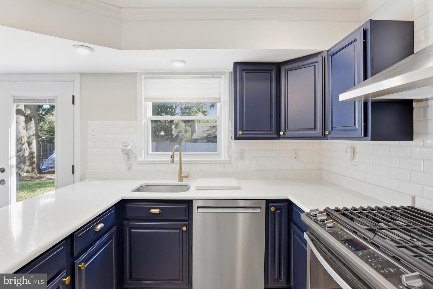 4530 Lantern Place photo 9