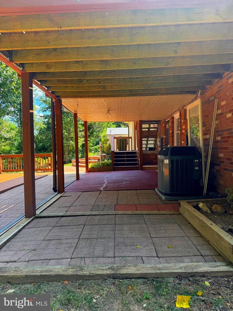 8518 Fairburn Drive photo 30