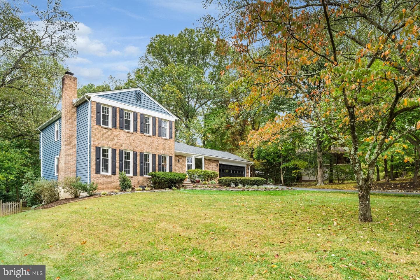 3119 Cobb Hill Lane photo 2