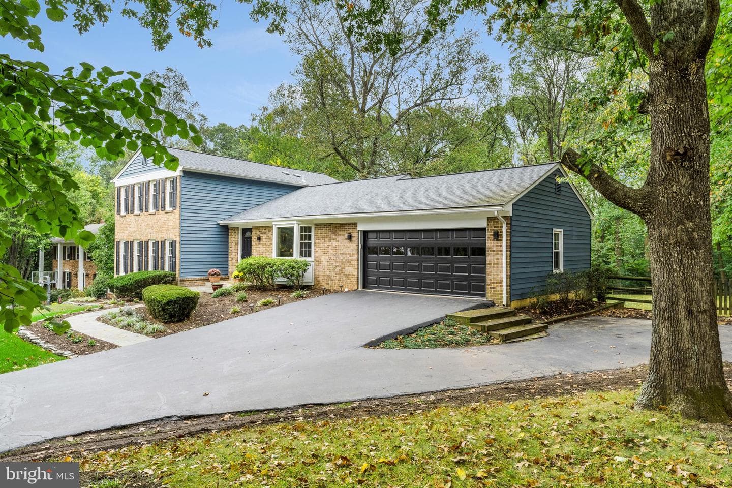 3119 Cobb Hill Lane photo 4