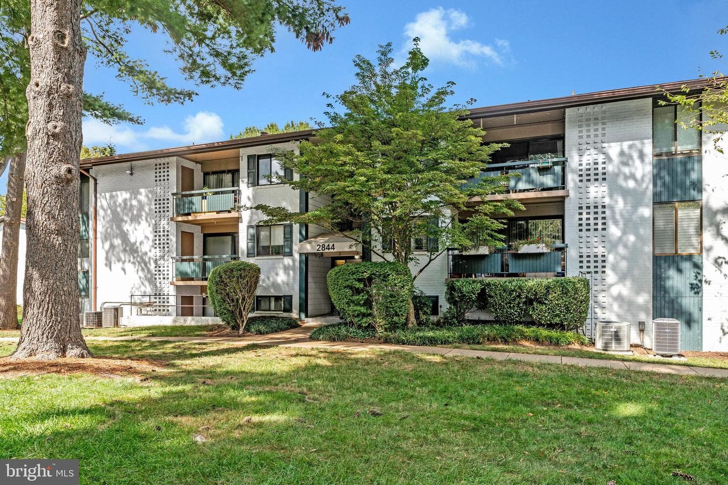 2844 Dover Lane #103