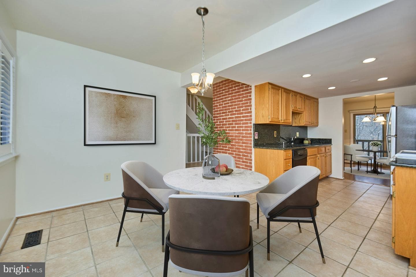 8566 Gwynedd Way photo 12