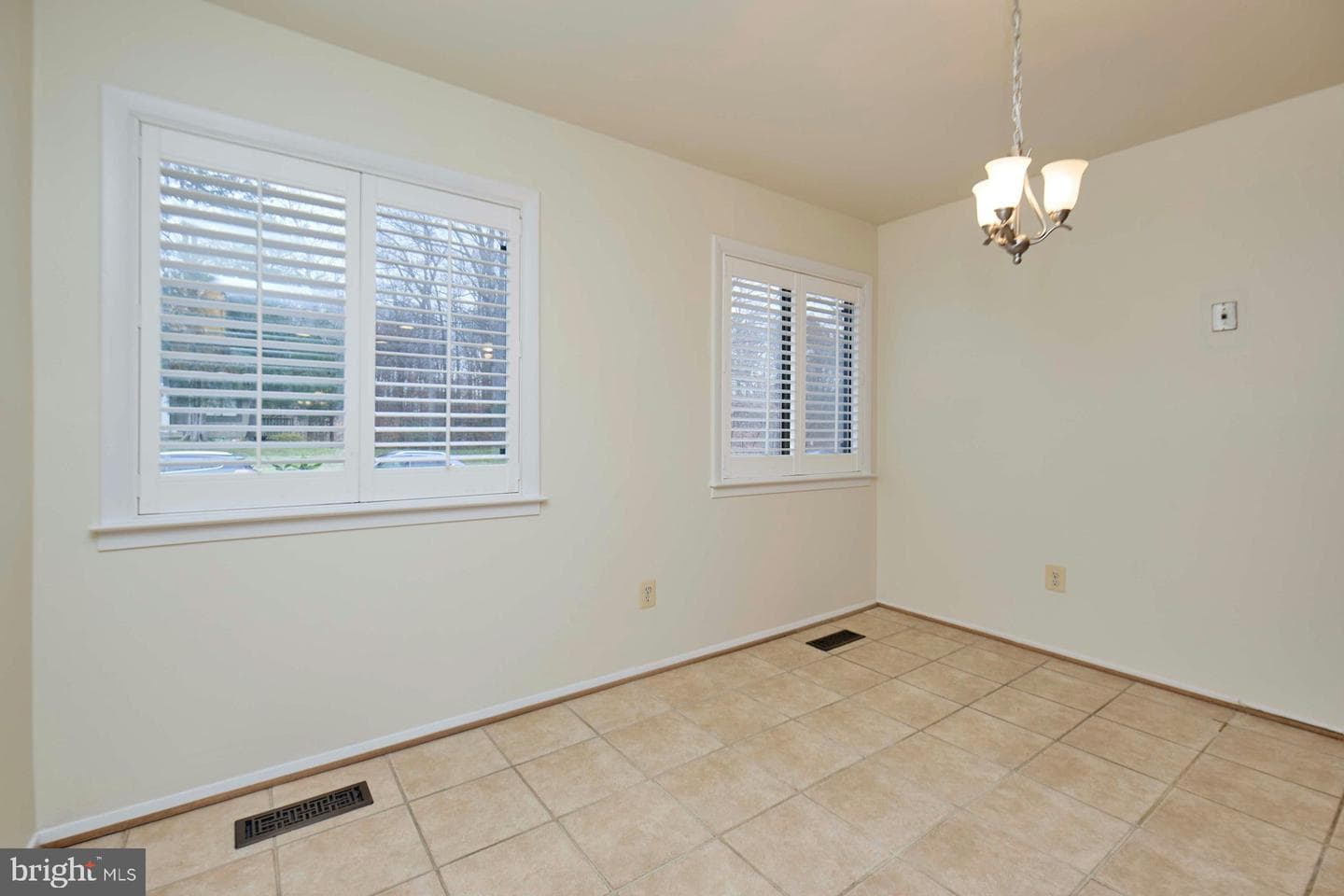 8566 Gwynedd Way photo 34