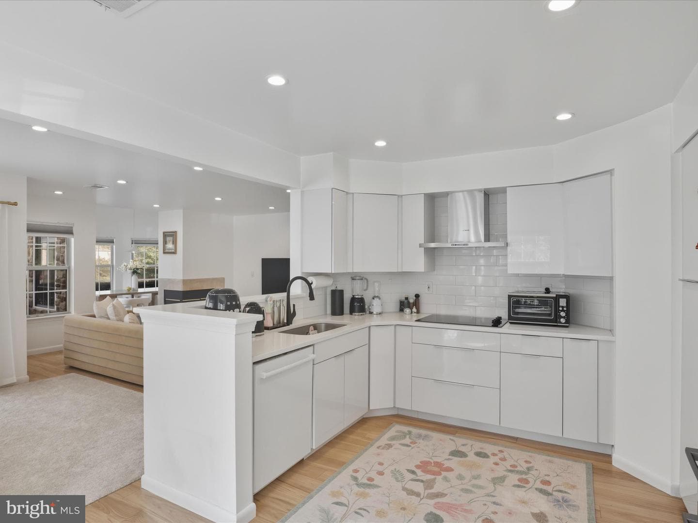 5601 Willoughby Newton Drive #15 photo 8