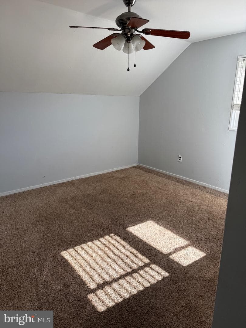6918 Randolph Macon Drive photo 25