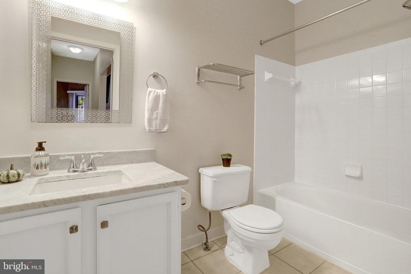 6547 Grange Lane #104 photo 34