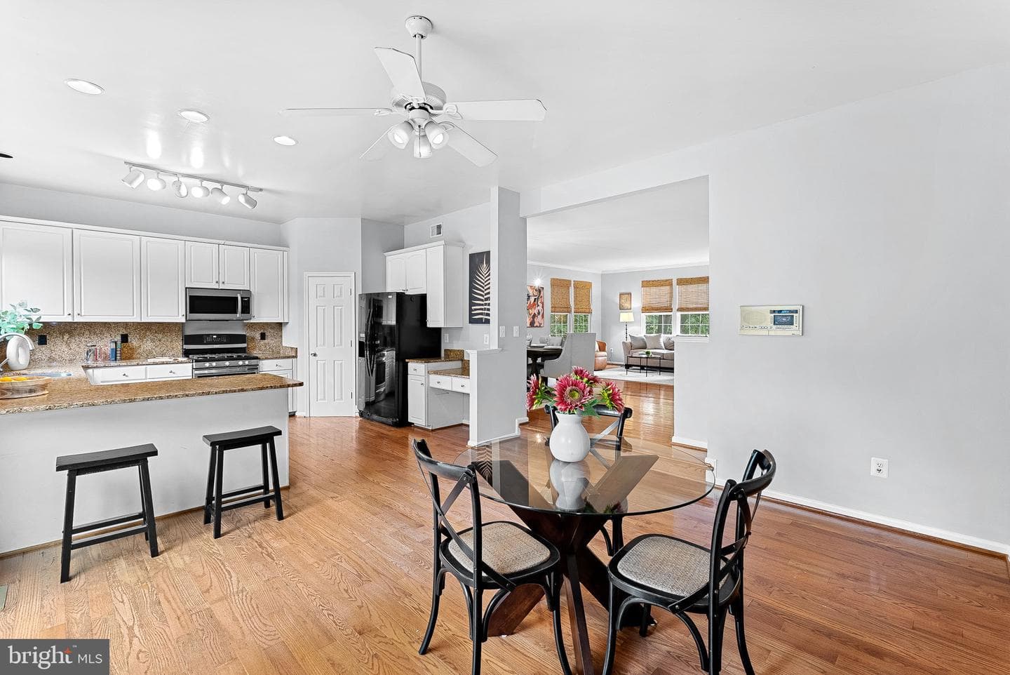 4009 Rosemeade Drive photo 19