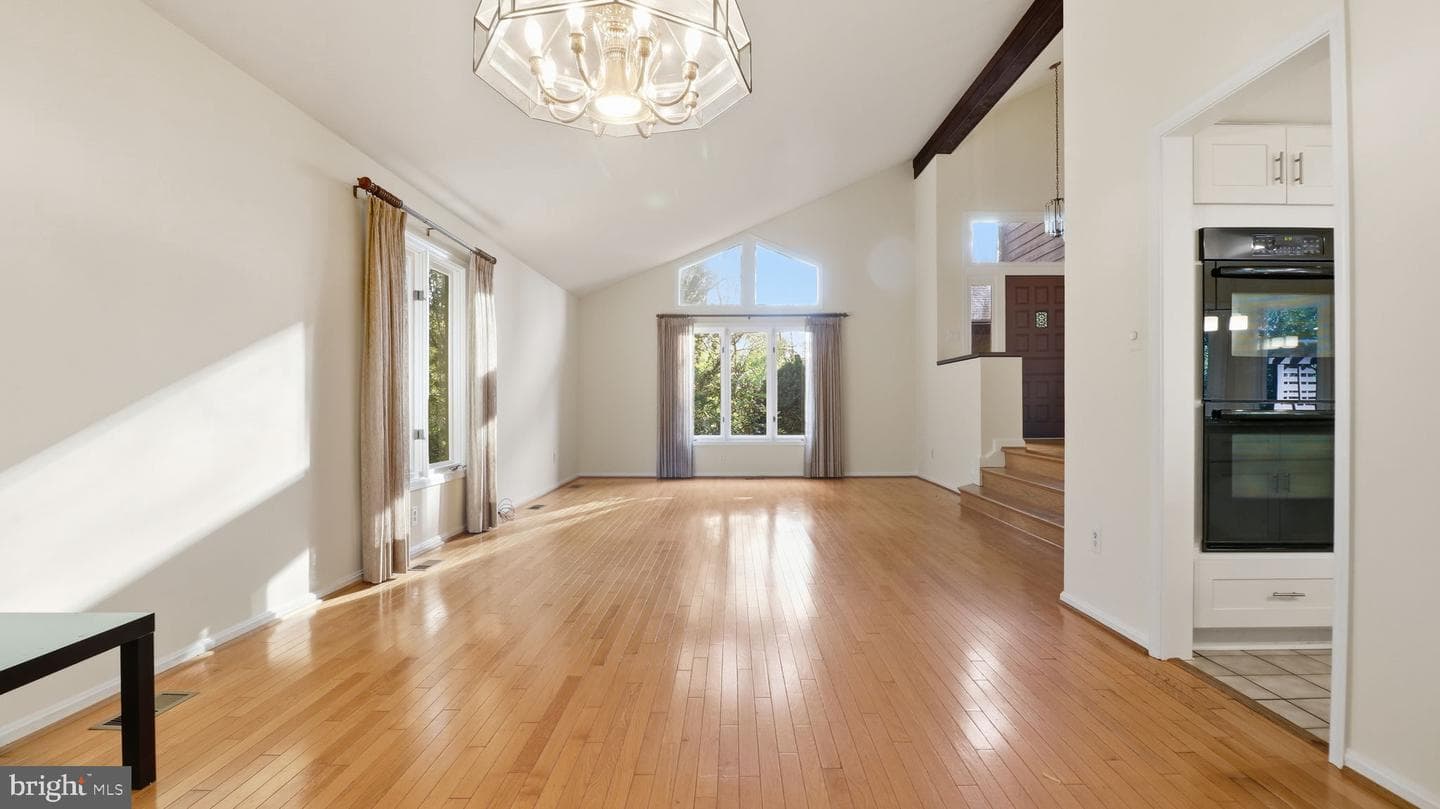 1803 Abbey Glen Court photo 10