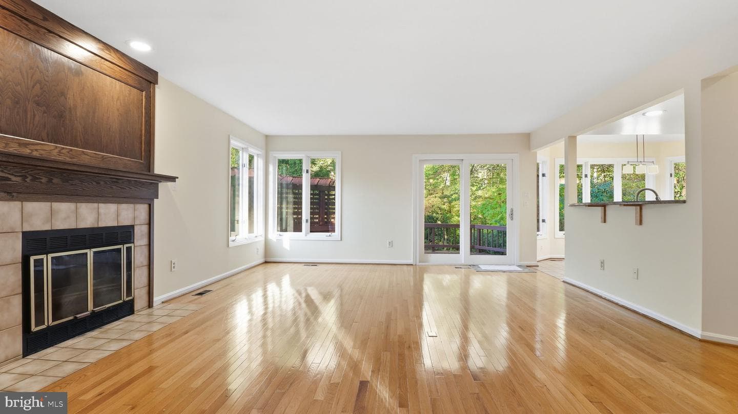 1803 Abbey Glen Court photo 18