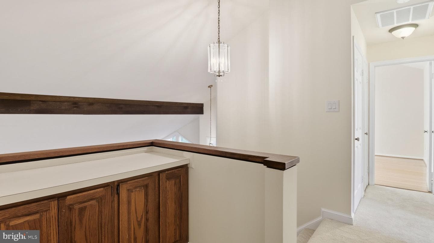 1803 Abbey Glen Court photo 31