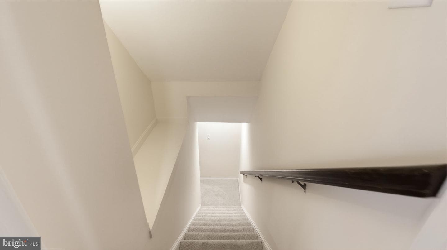 1803 Abbey Glen Court photo 42