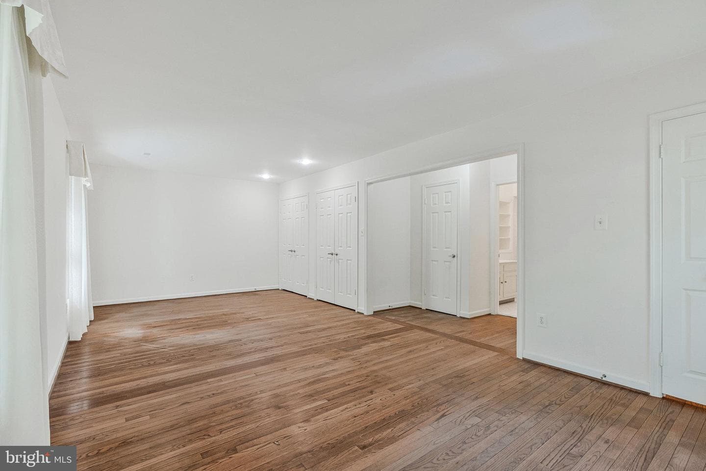 1448 McLean Mews Court photo 24