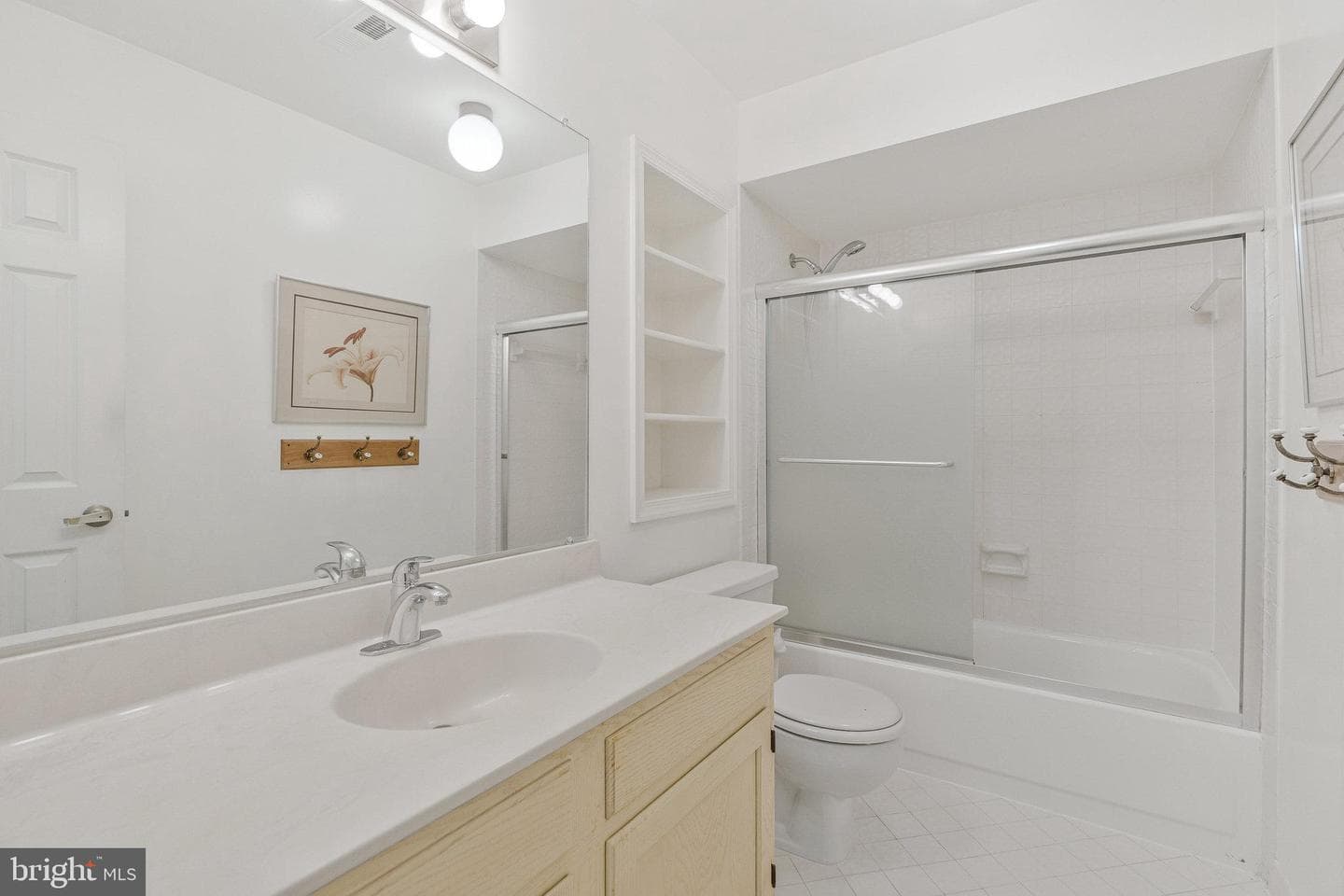 1448 McLean Mews Court photo 27