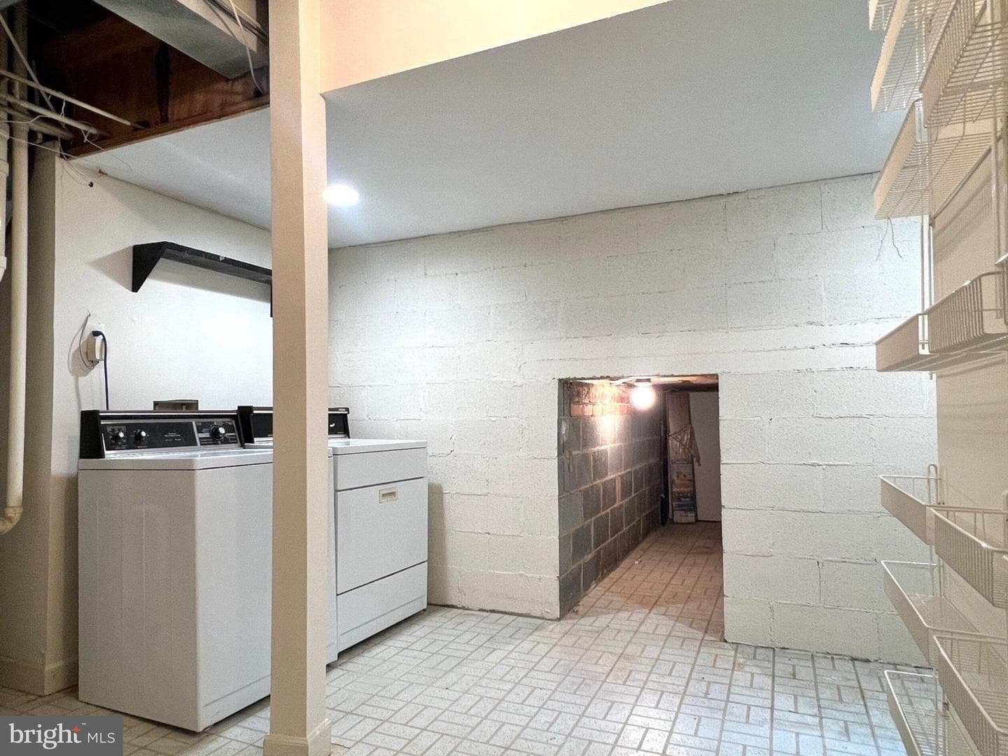 1448 McLean Mews Court photo 34