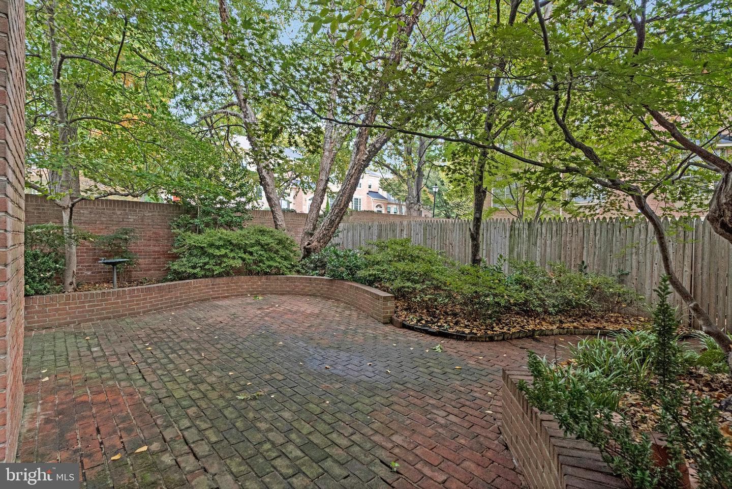 1448 McLean Mews Court photo 37