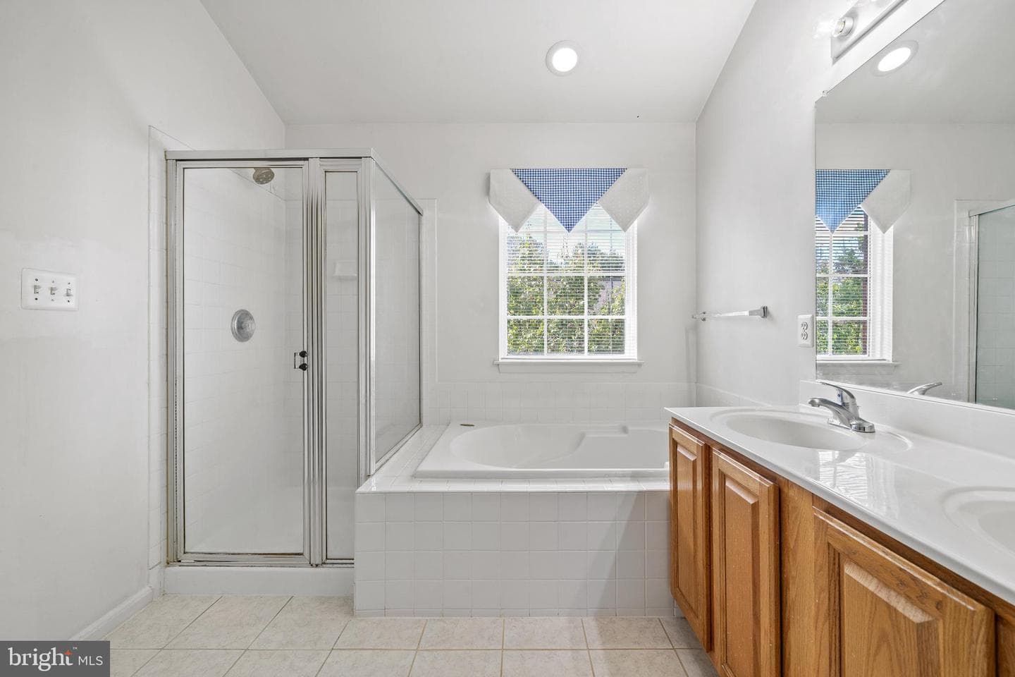 4057 Cornwall Court photo 17