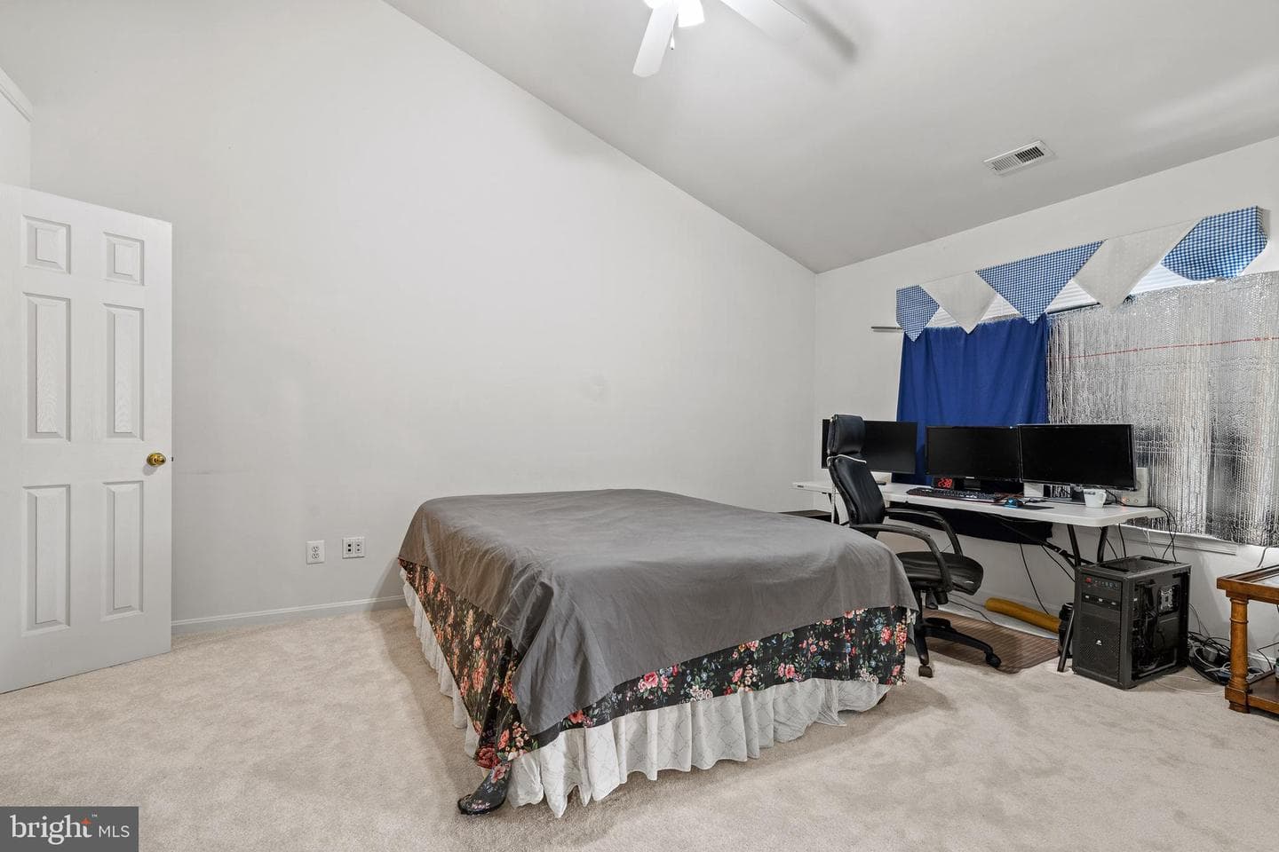 4057 Cornwall Court photo 20