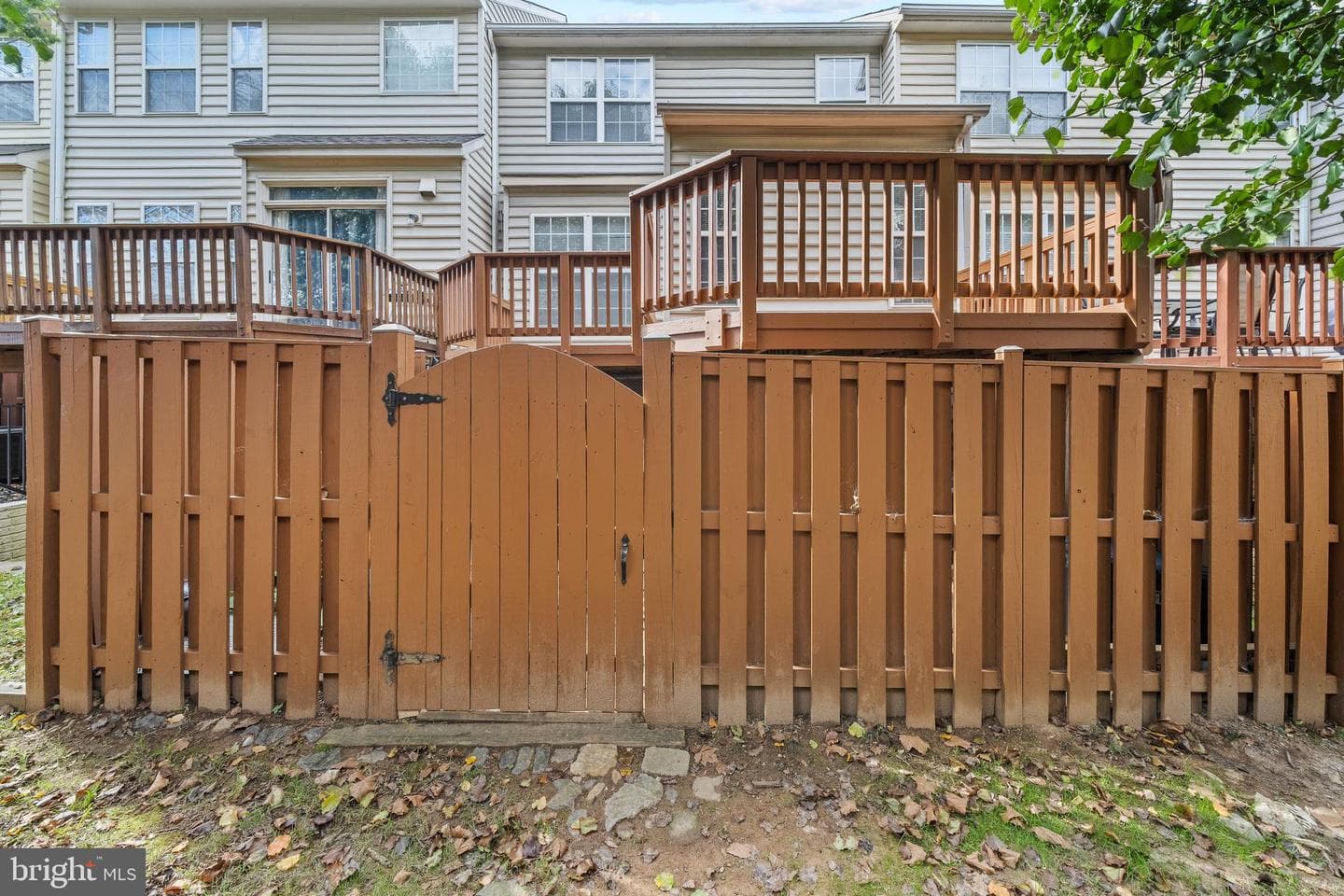 4057 Cornwall Court photo 34