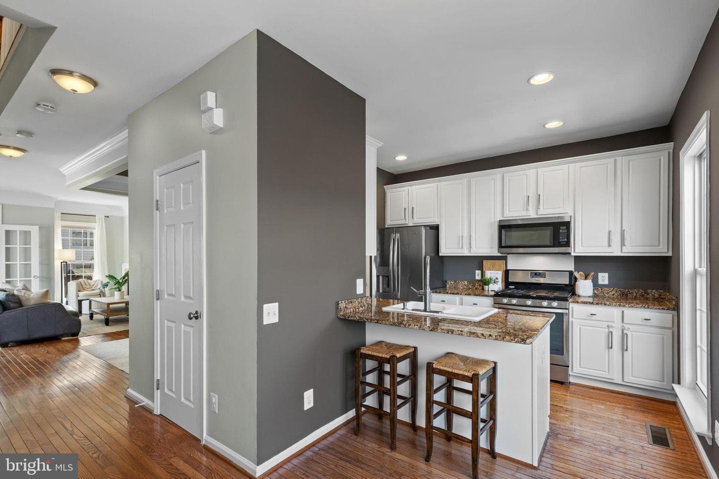 6311 Burgundy Leaf Lane photo 9