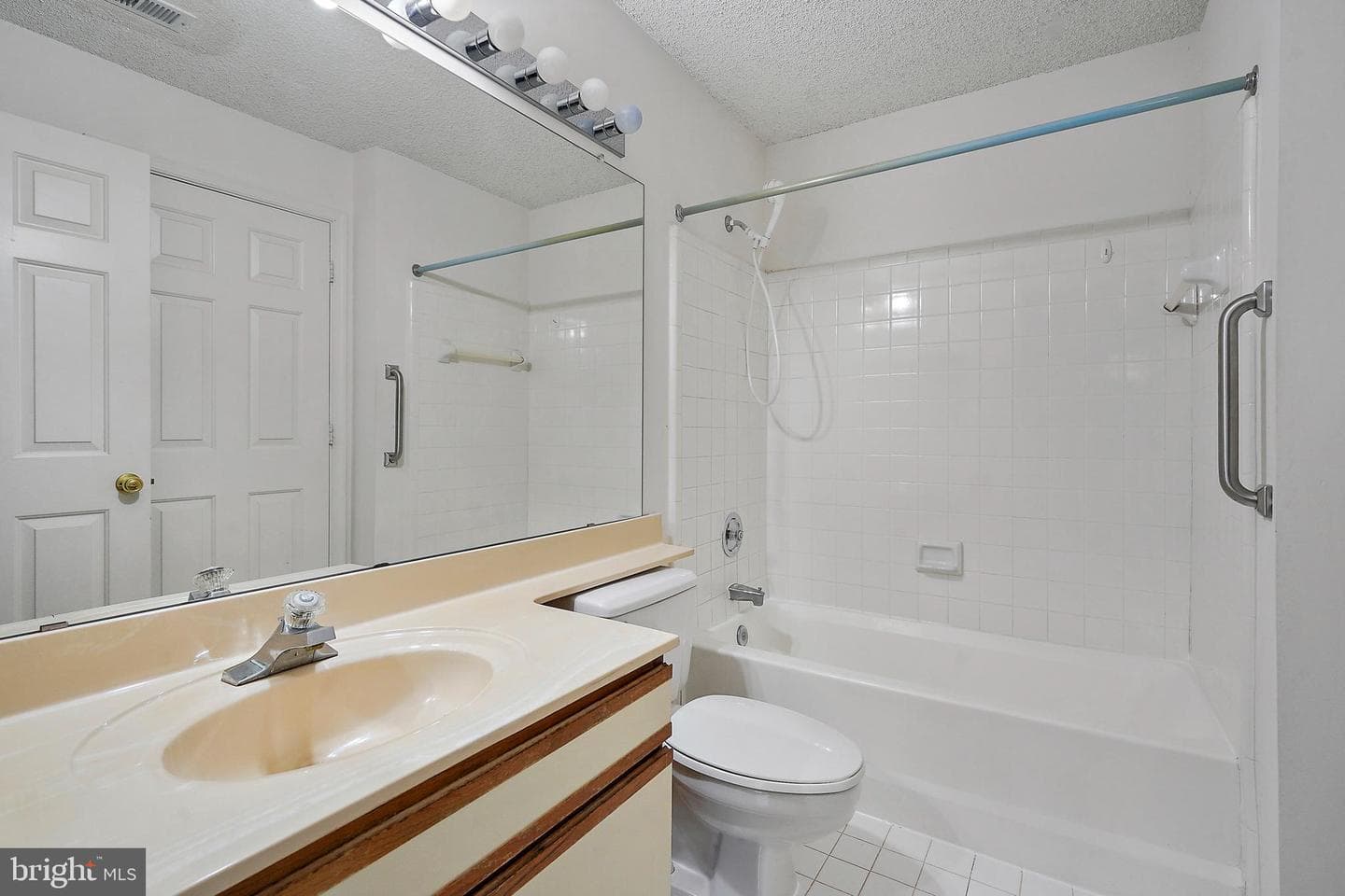12100 Green Leaf Court #301 photo 19