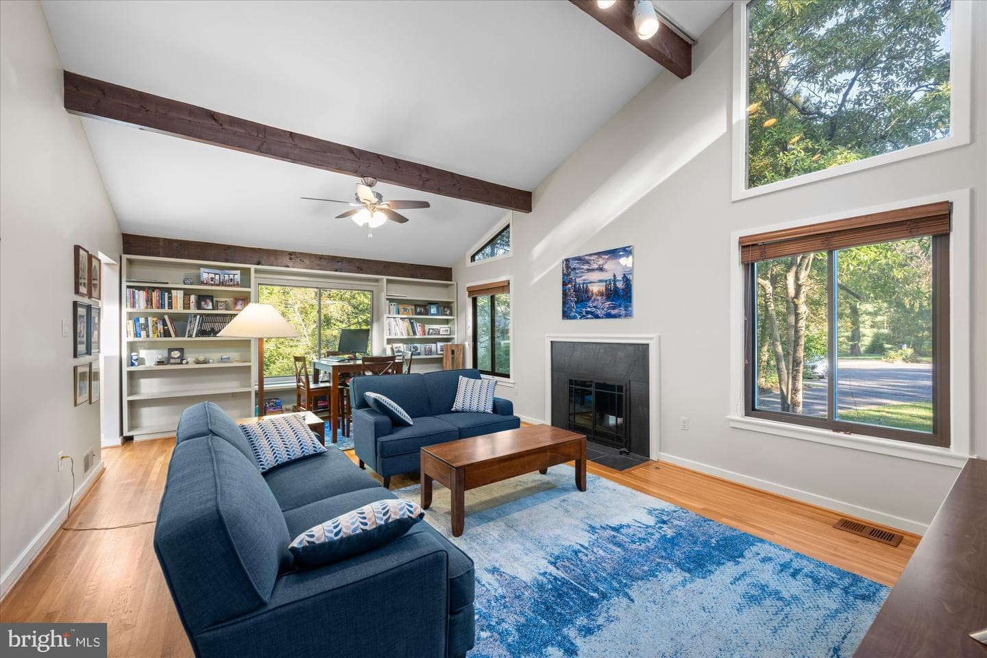 6952 Duncraig Court photo 14