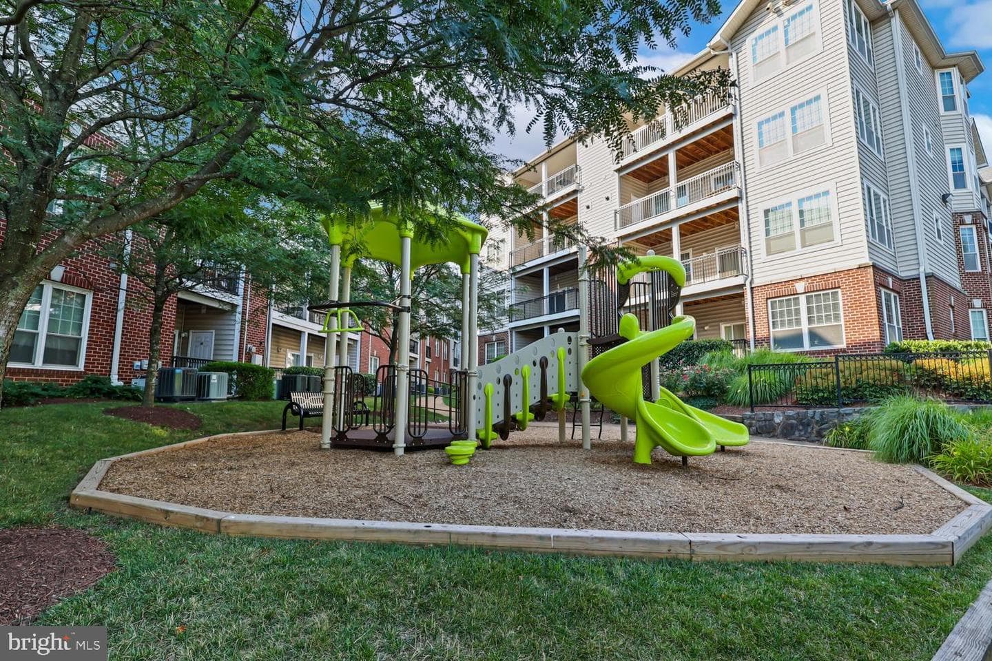 1570 Spring Gate Drive #7213 photo 31