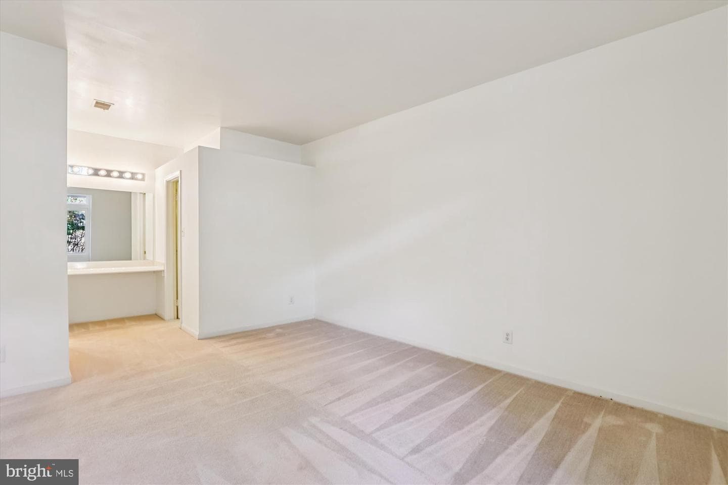 12312 Strong Court #557 photo 25