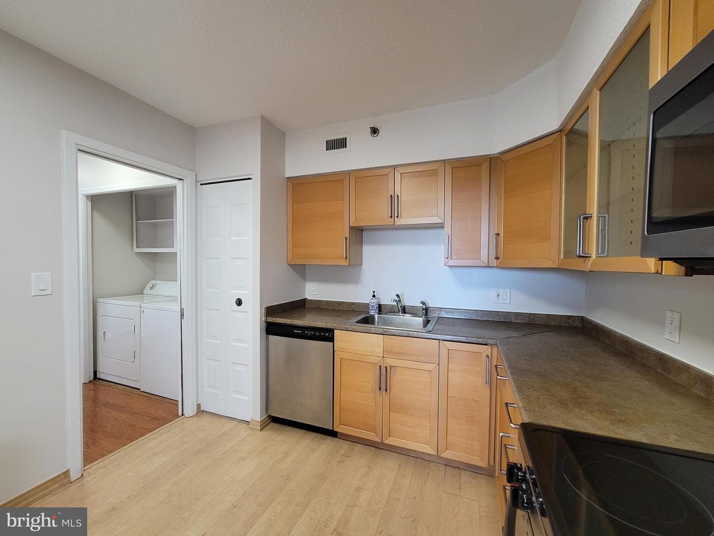 5501 Seminary Road #1107s photo 10