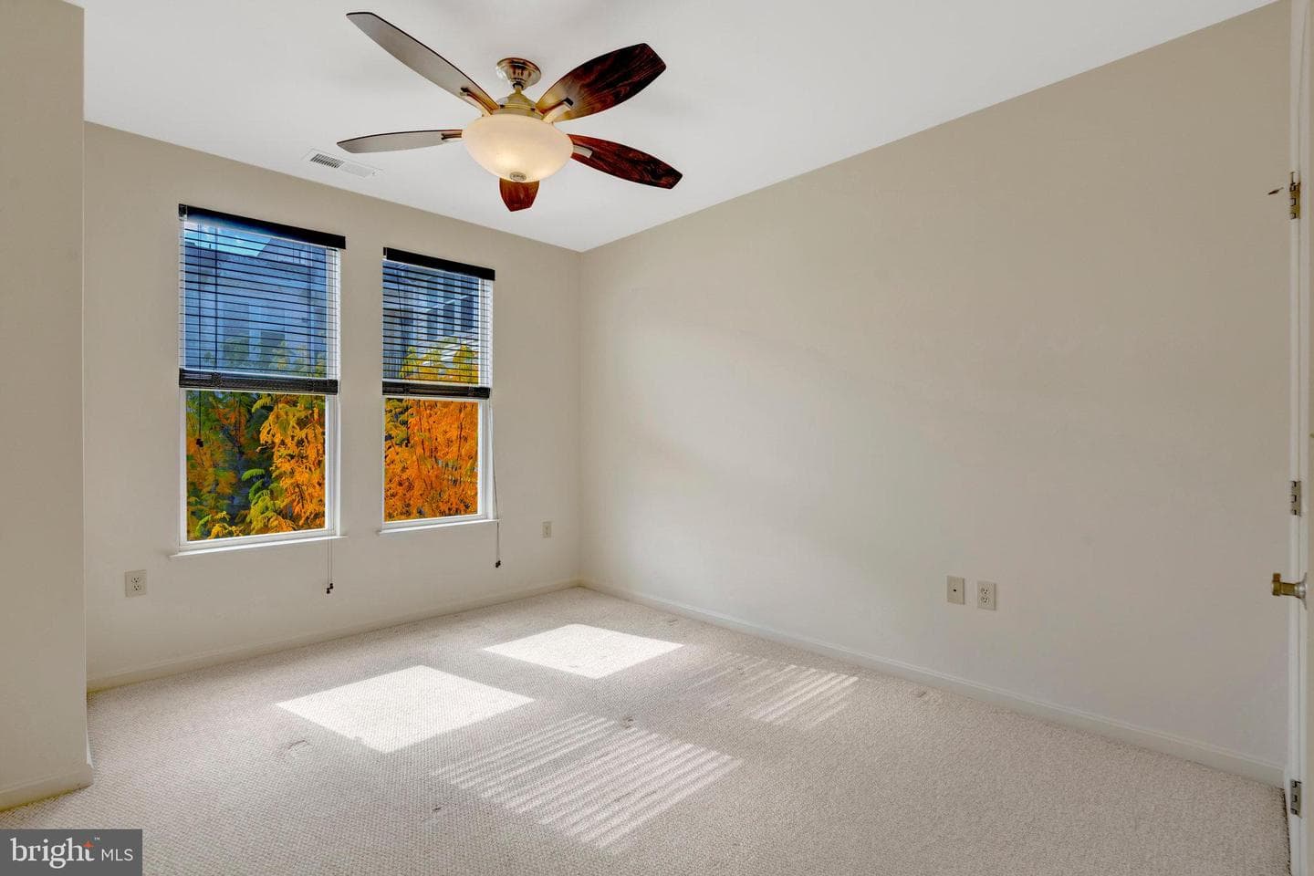 2665 Prosperity Avenue #345 photo 12