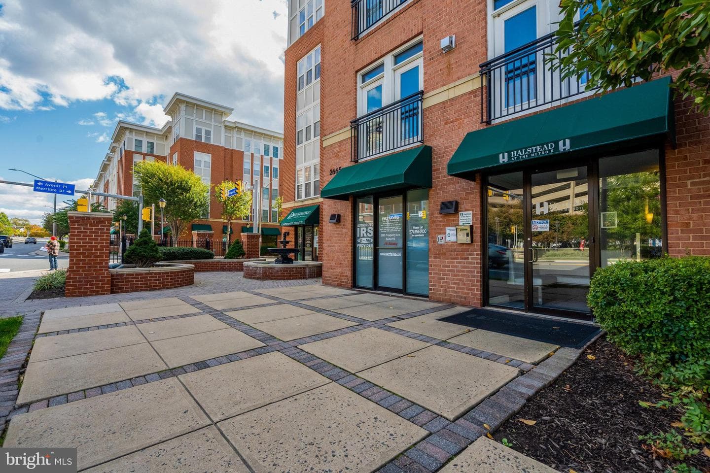 2665 Prosperity Avenue #345 photo 23