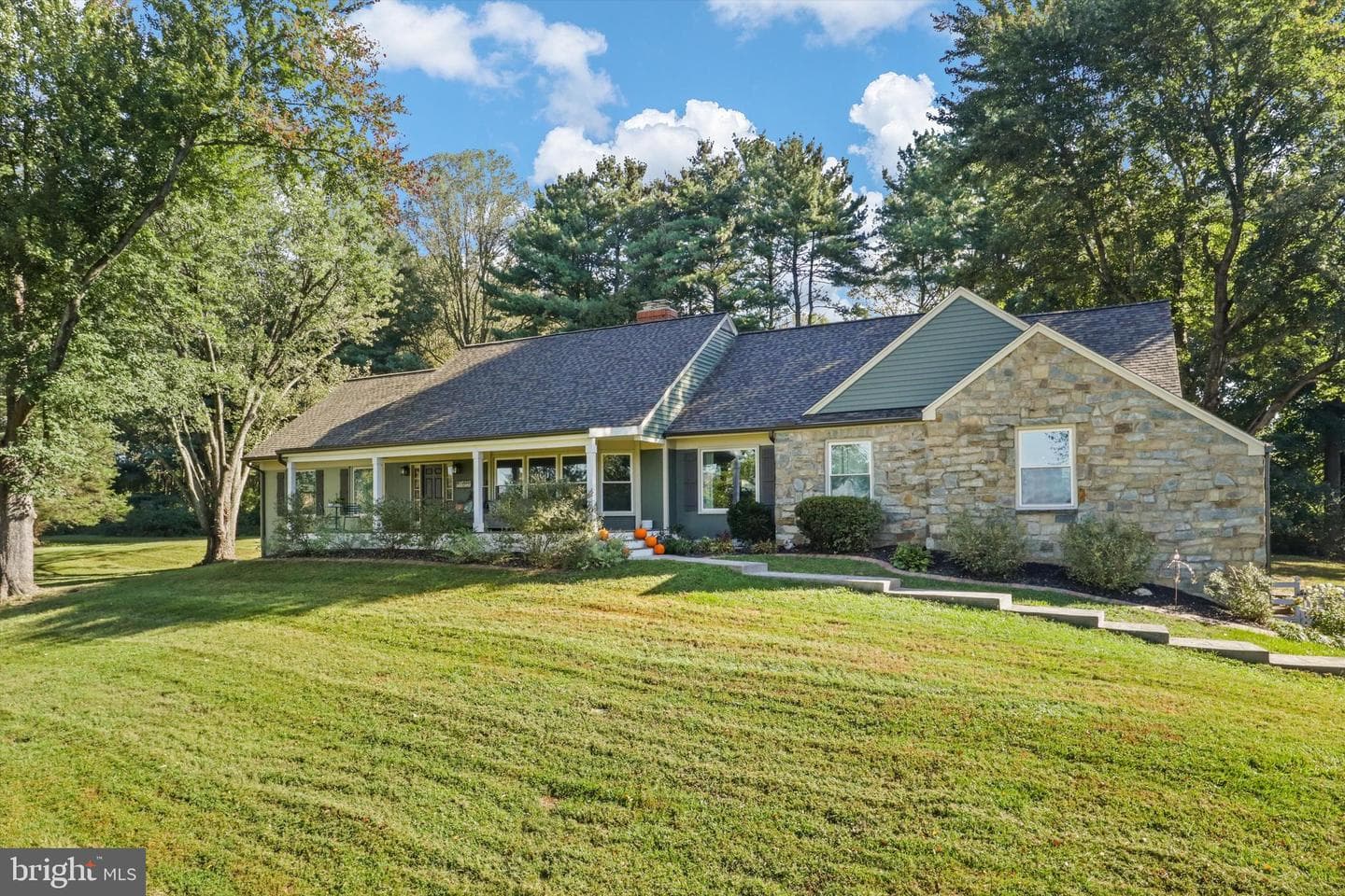 6811 White Rock Road photo 2