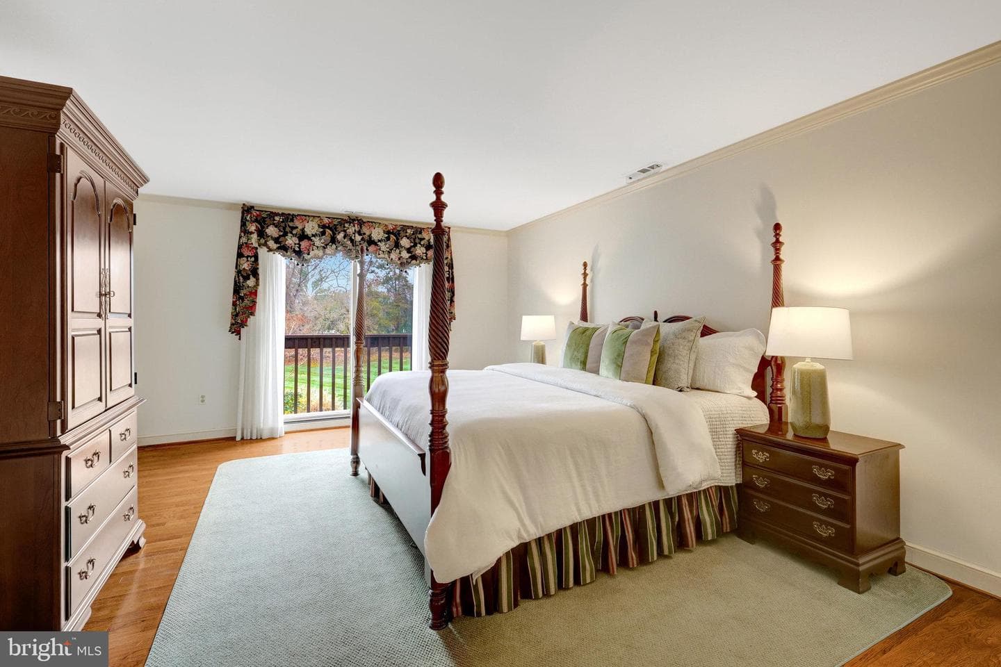 10100 Walker Lake Drive photo 47