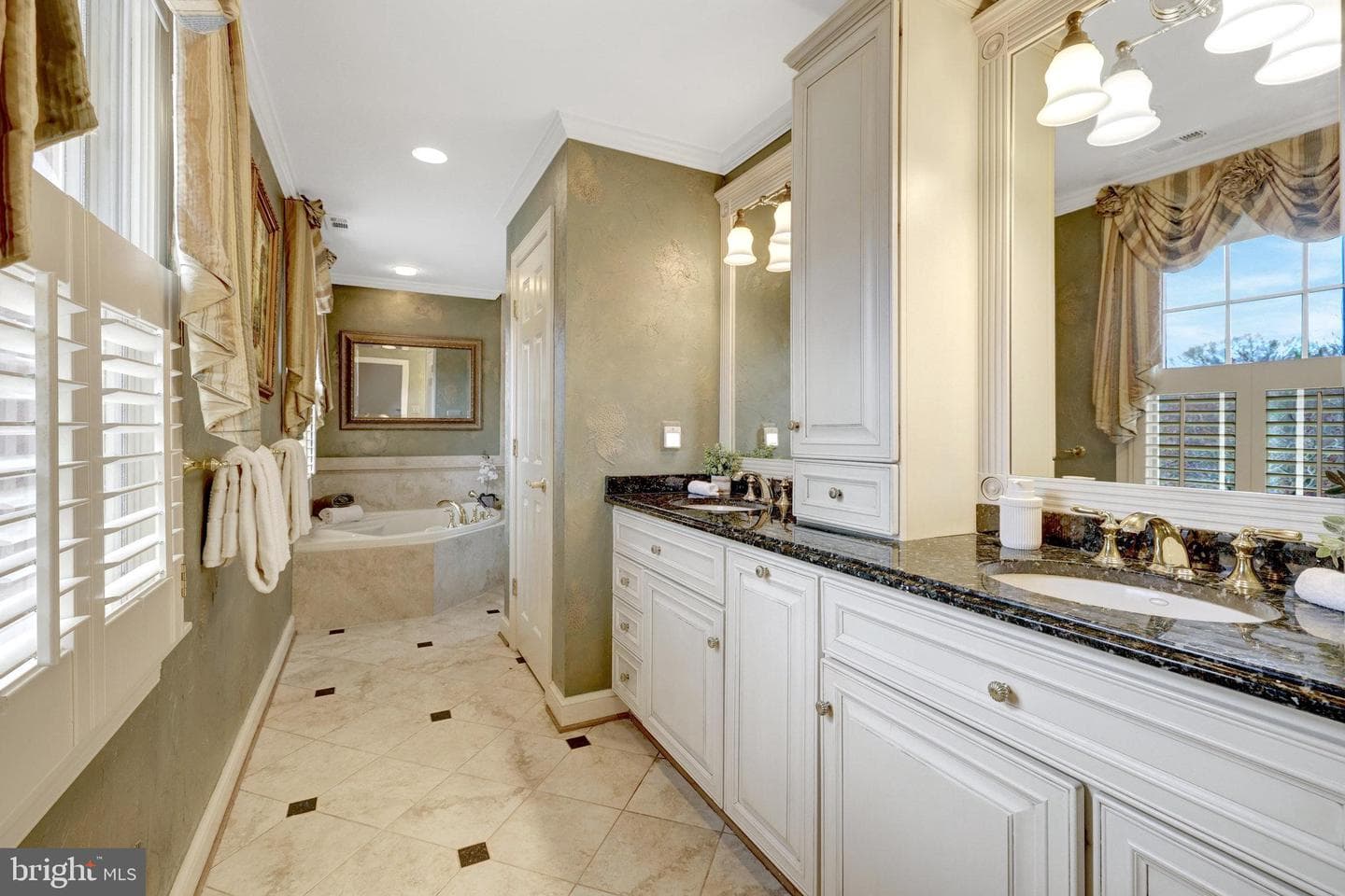 10100 Walker Lake Drive photo 55
