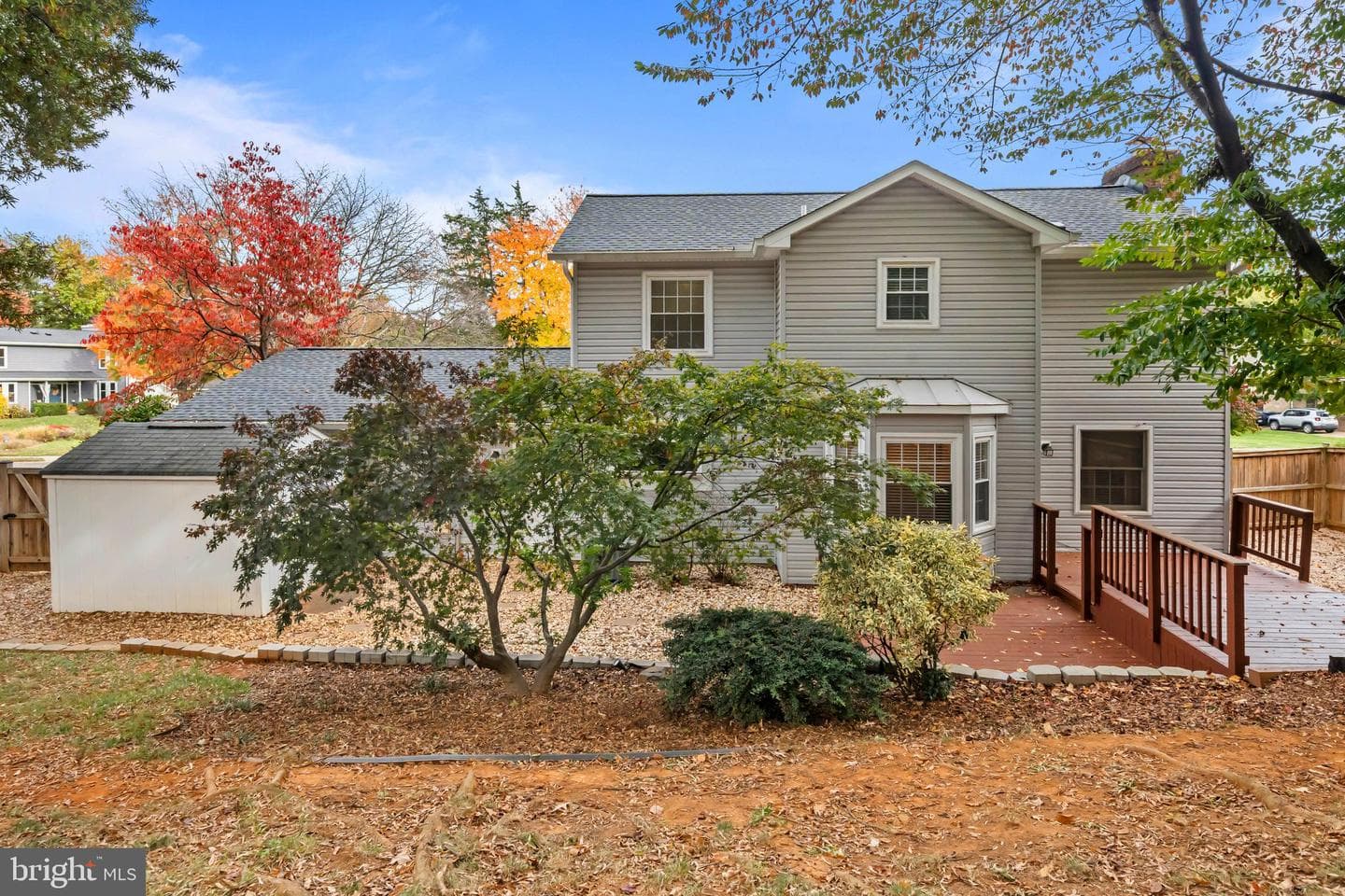 909 Ashburn Street photo 41
