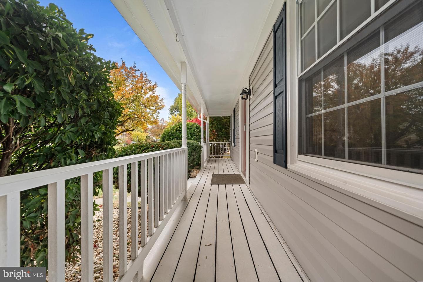 909 Ashburn Street photo 5