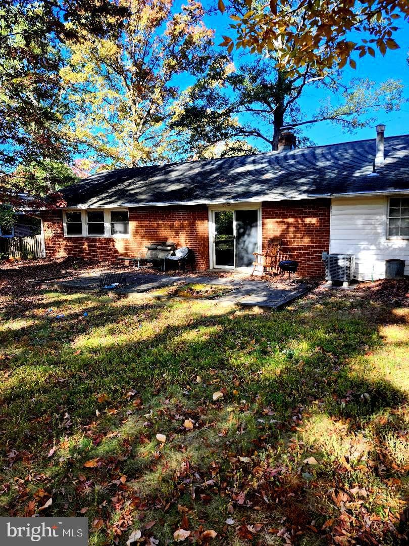 14801 Carlbern Drive photo 3