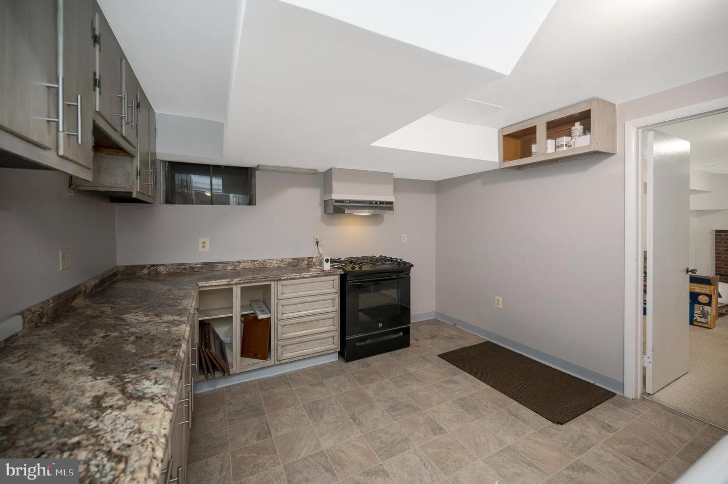 6507 Byron Avenue photo 13