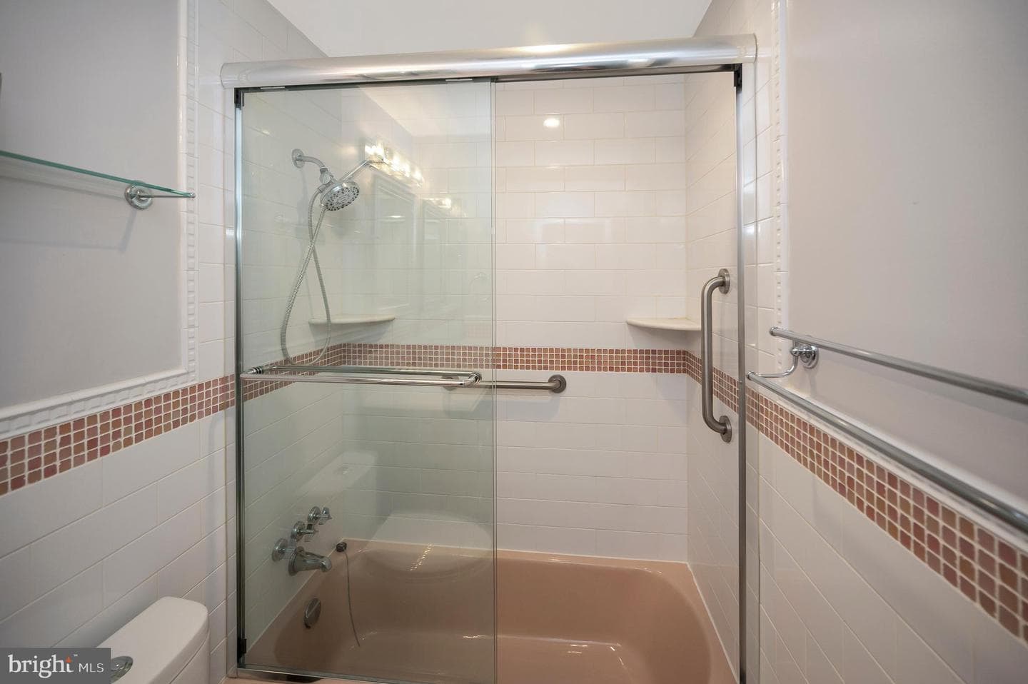 6507 Byron Avenue photo 37