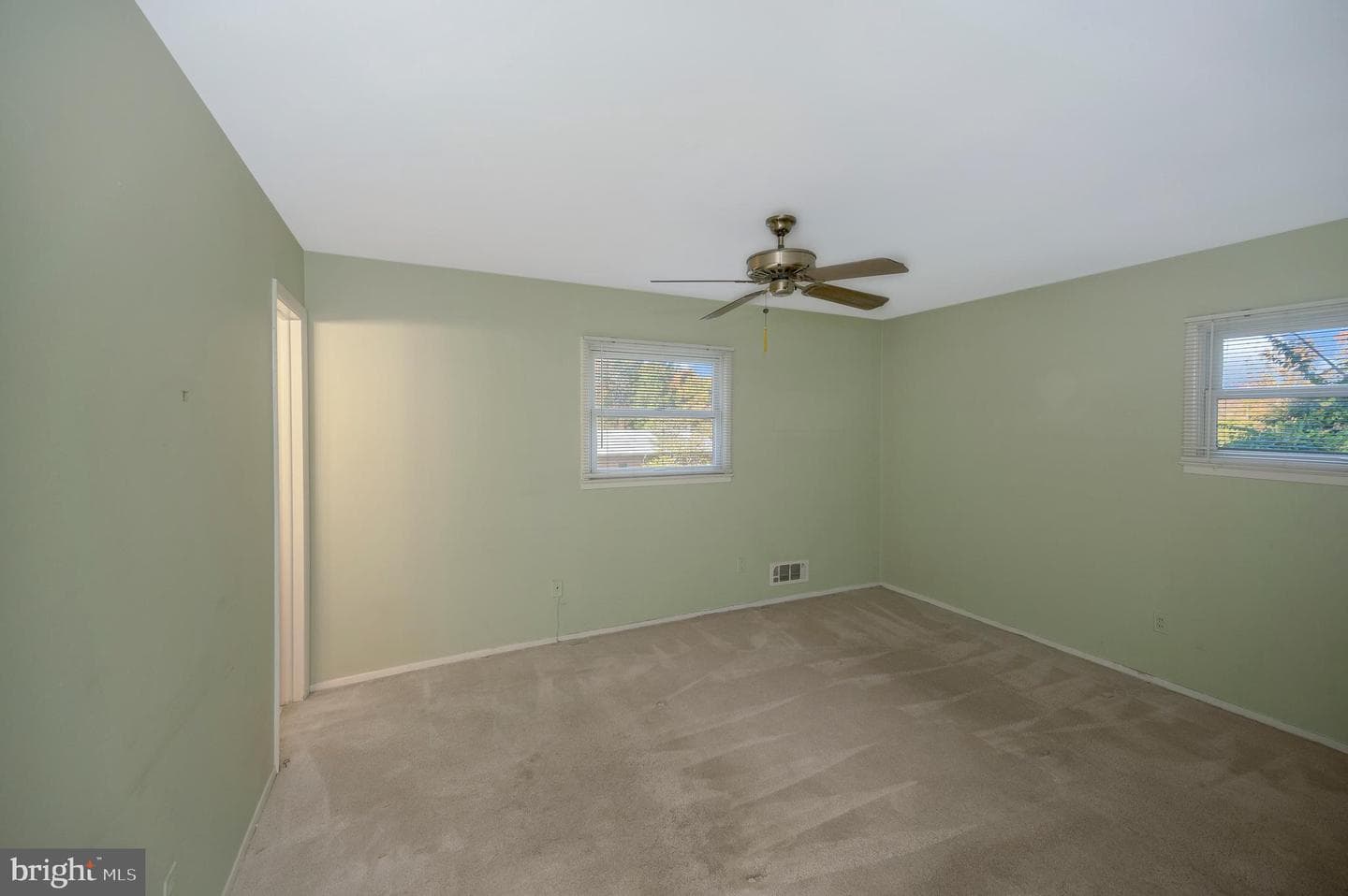 6507 Byron Avenue photo 38