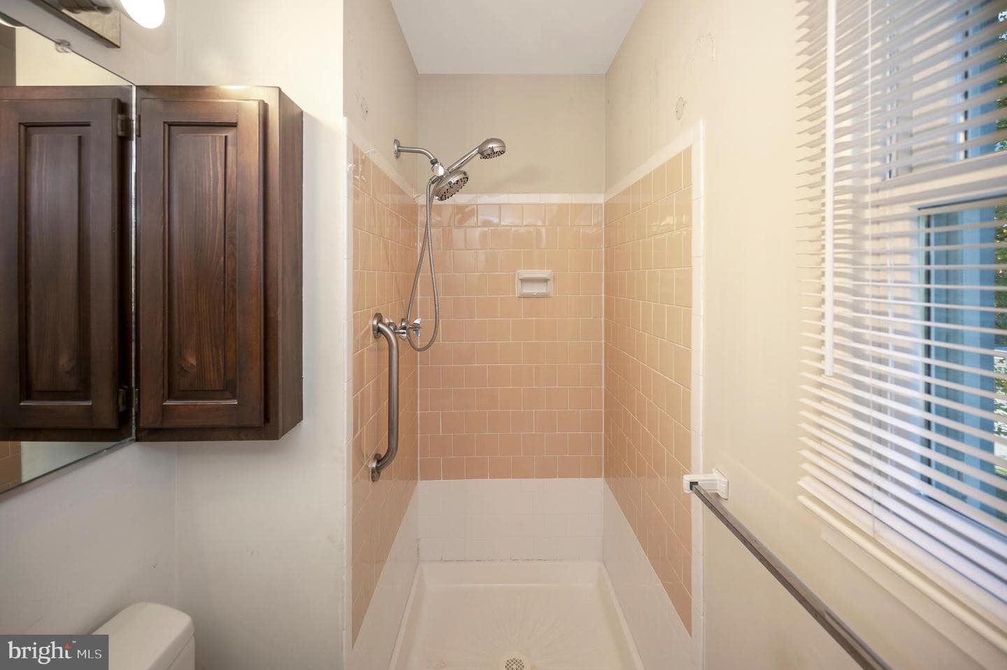 6507 Byron Avenue photo 43