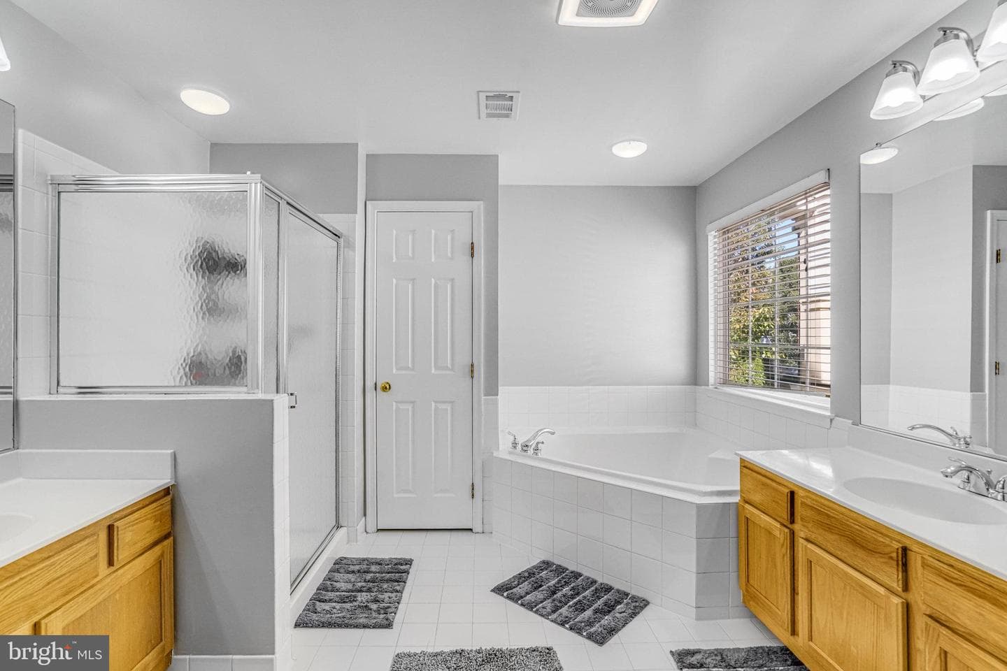 7663 Henry Knox Drive photo 32