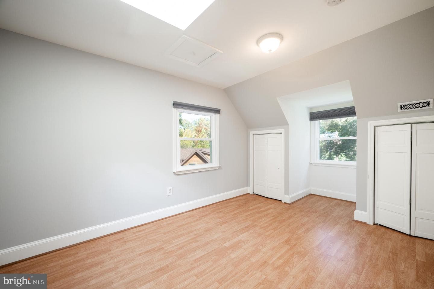 6329 Nicholson Street photo 30