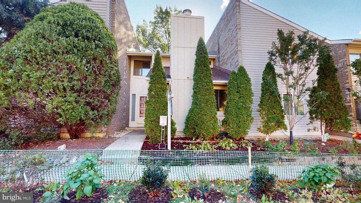 13366 Hungerford Place photo 1