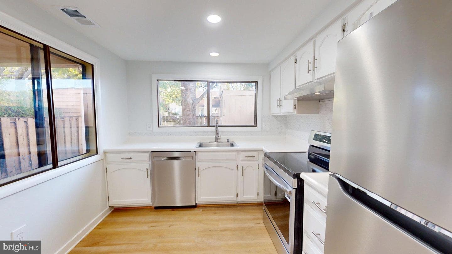 13366 Hungerford Place photo 18