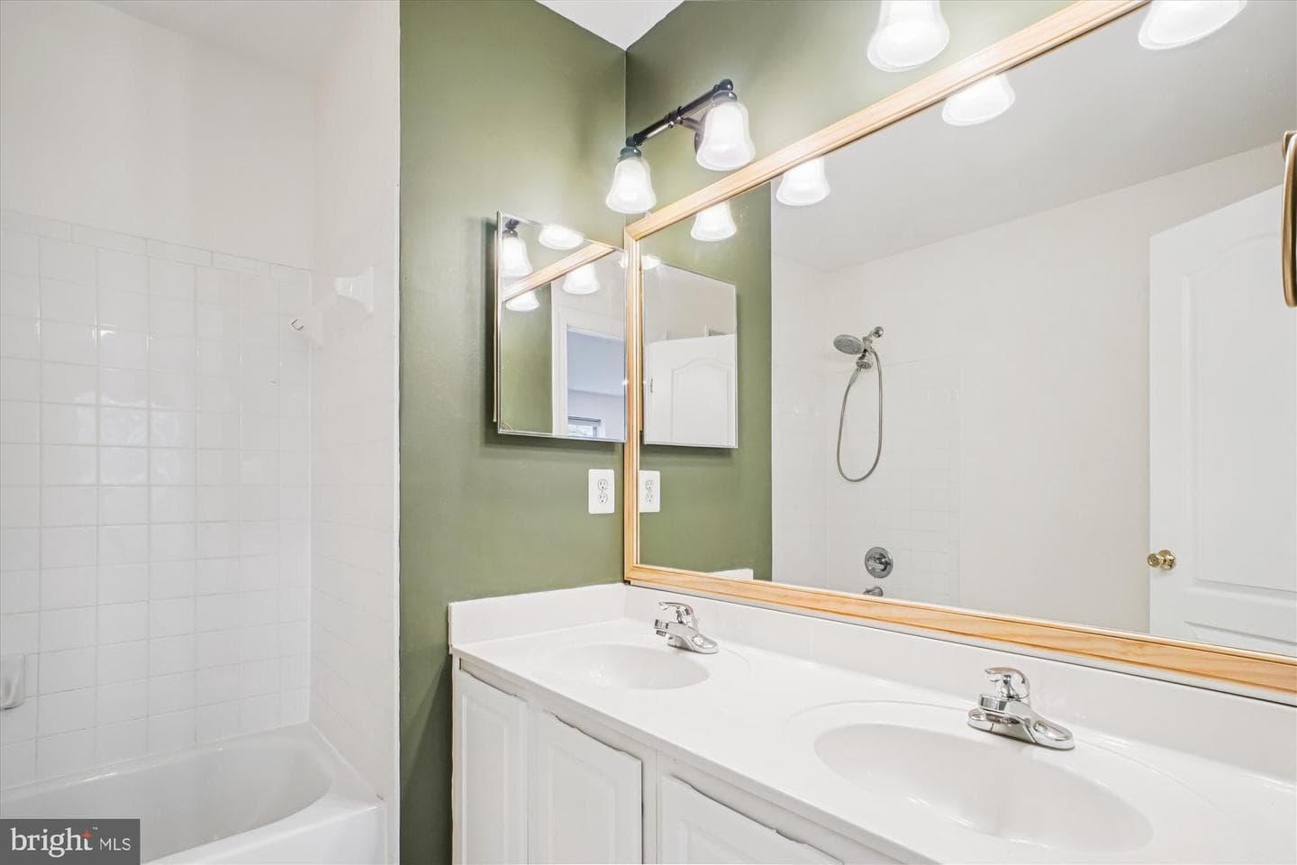 8085 Gatehouse Road #4 photo 23