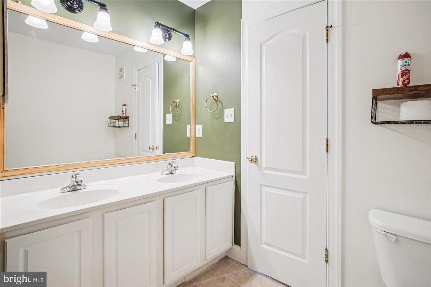 8085 Gatehouse Road #4 photo 25