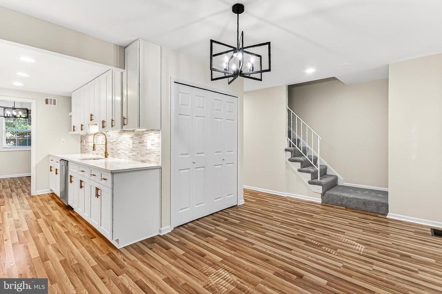 5848 Kara Place photo 10