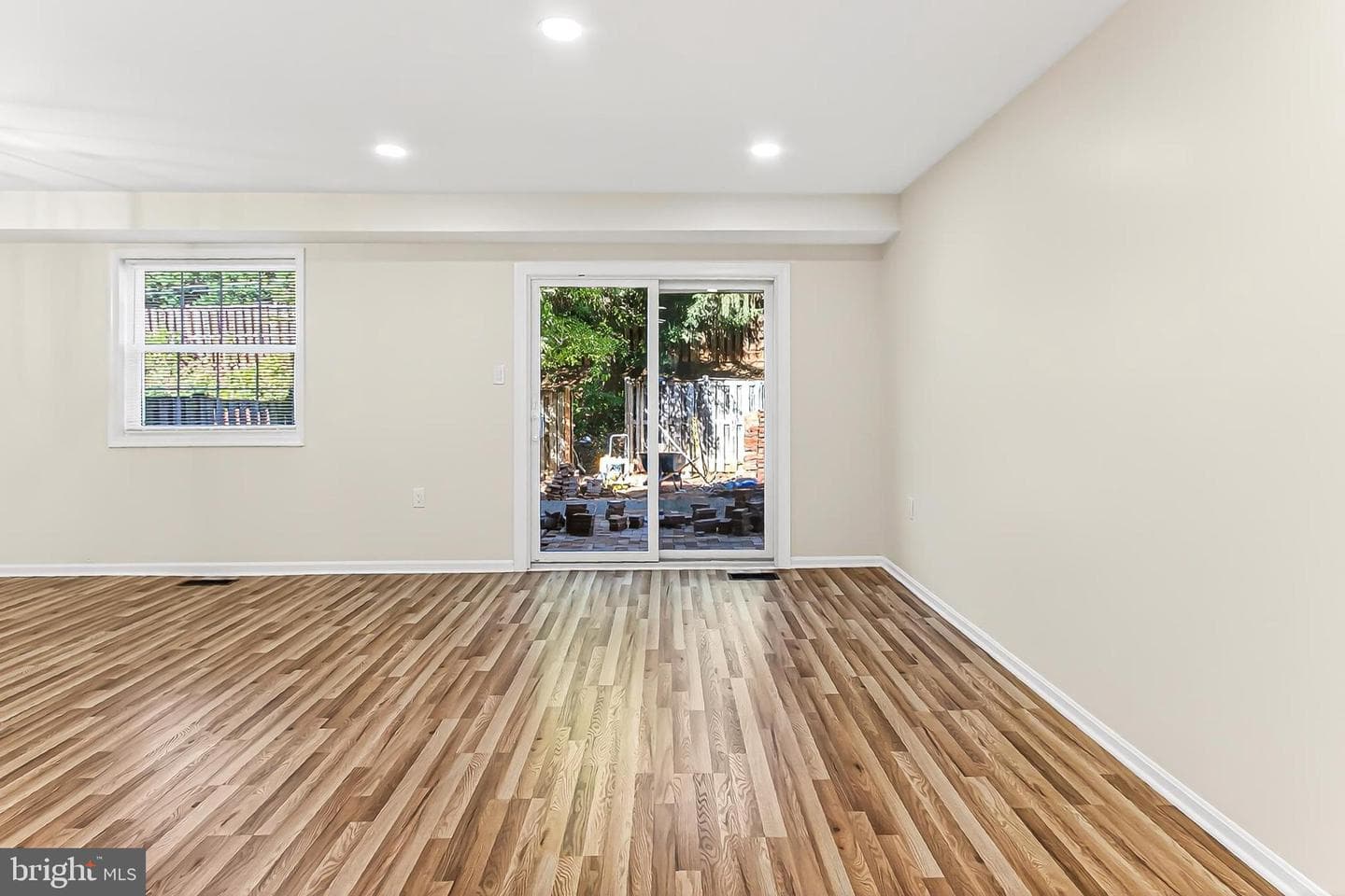 5848 Kara Place photo 12